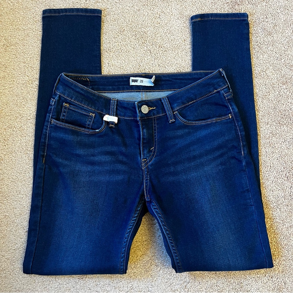 ❤️SOLD❤️ Levi’s Skinny Jeans, 28